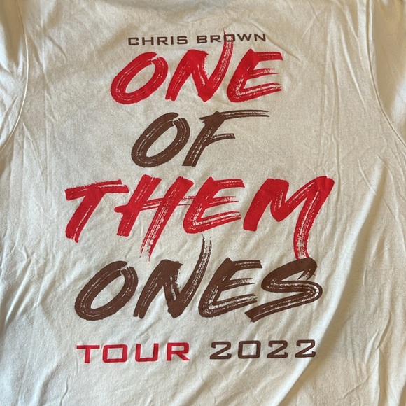 Chris brown tee - Picture 2 of 3